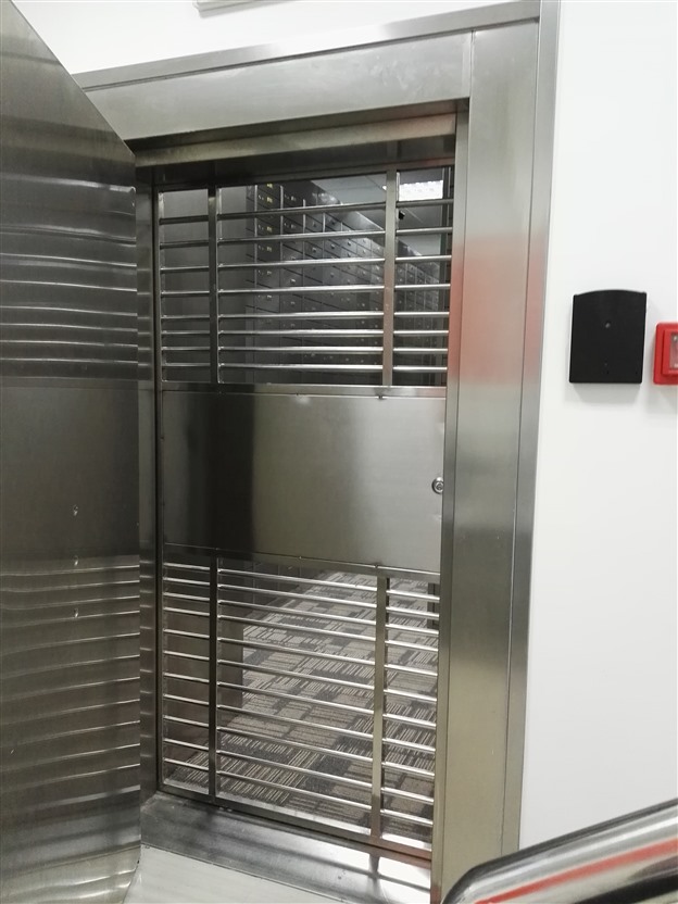 深圳建設(shè)銀行金庫門安裝實例